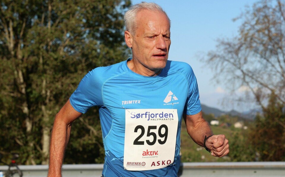 Ivar Andreas Sandø, her fra Sørfjorden Halvmaraton i 2023 da han satte klasserekorden i M70-74 1:25:49