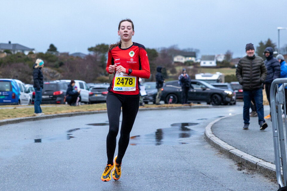 Rekorddeltakelse og mye vær i Solastranden Halvmaraton