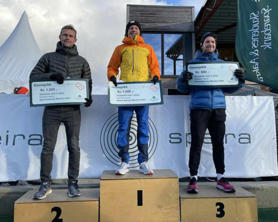 Premiepallen maraton menn: Henning Tjøstheim, Pavel Laputjov og Henrik Lindtner.(Foto: Veronica Odland) Pall_menn_maraton.jpg