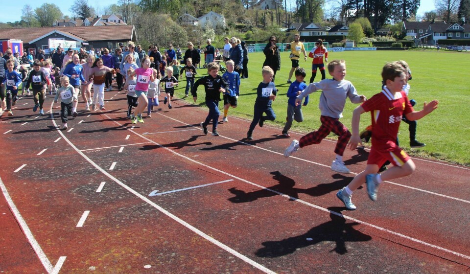 Rekorddeltagelse i Fevik halvmaraton og 5 km