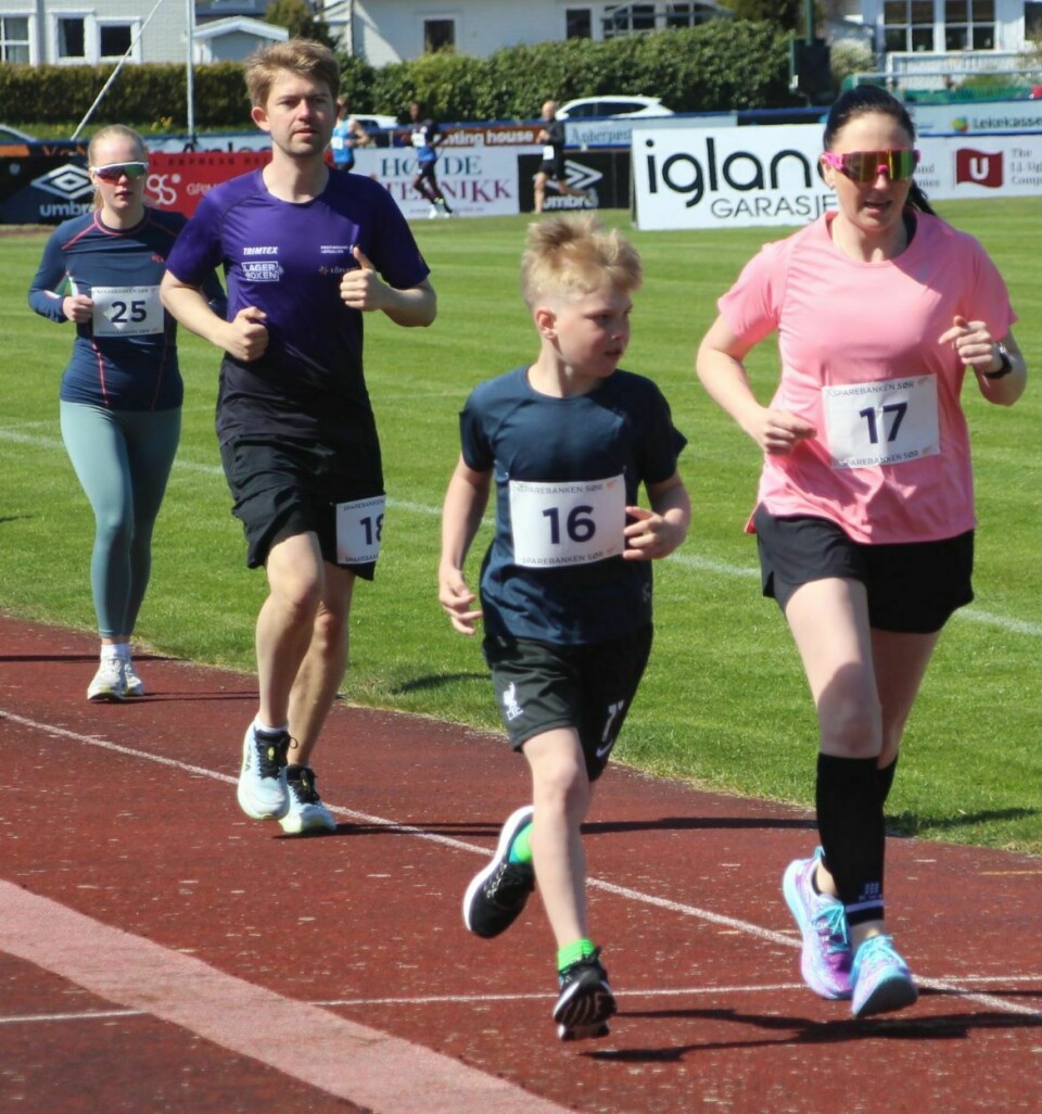 Rekorddeltagelse i Fevik halvmaraton og 5 km