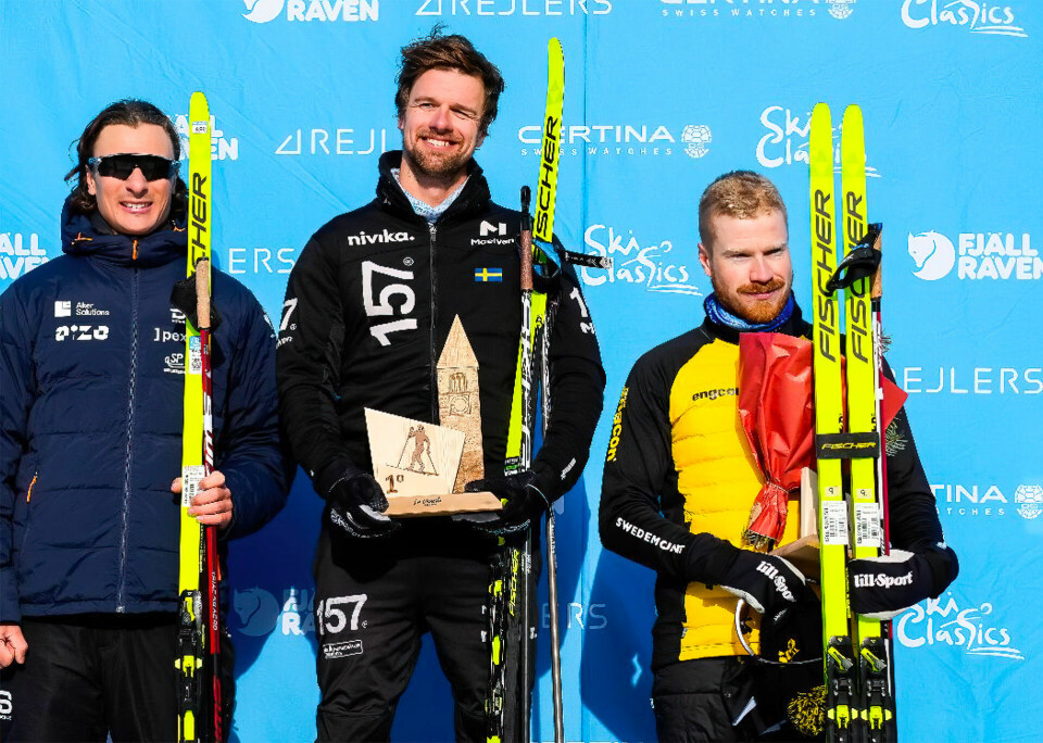 Max Novak, Team Aker Dæhlie (2. plass); Oskar Kardin, Lager 157 Ski Team (1. plass ); Johan Tjelle, Team Engcon (3. plass). (Foto: Vanzetta/Nordic Focus)
