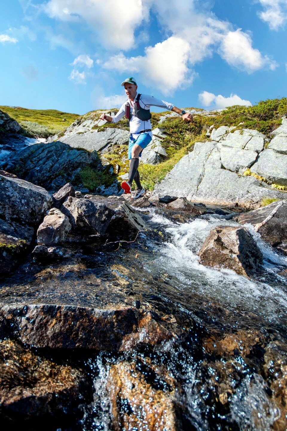 Festdag i Dynafit Hardangervidda Maraton Fossefall.jpg