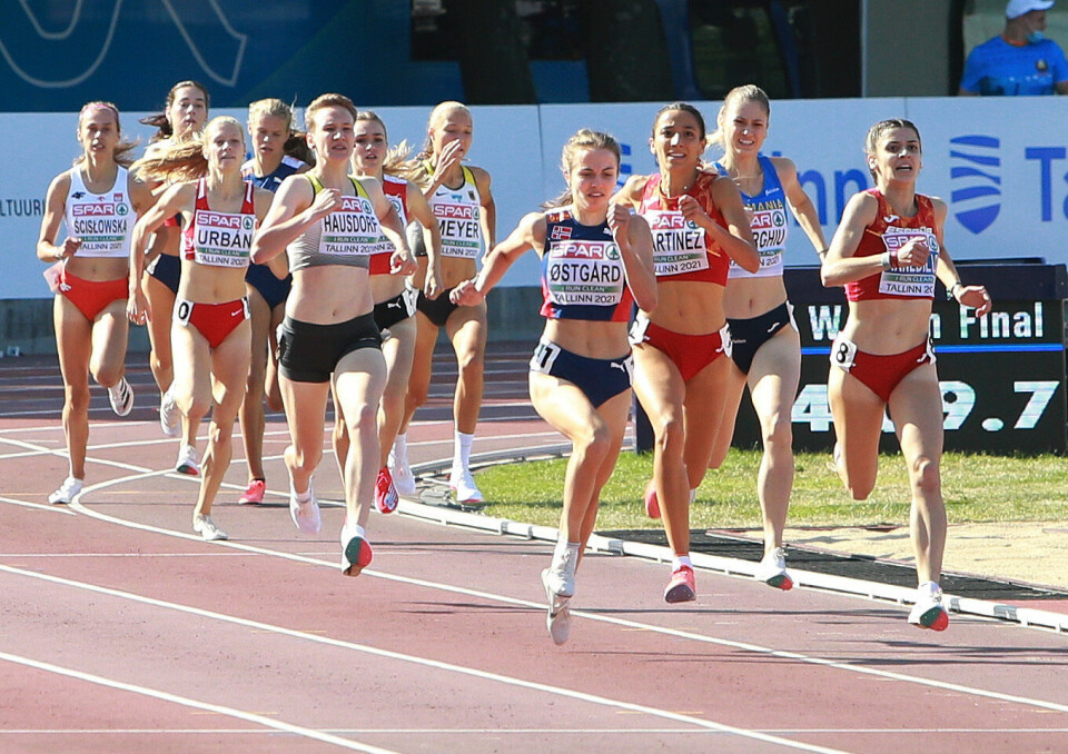 EM-gull til Ingeborg Østgård! 80m_igjen_Oestberg_i_tet_AZ3T2074.jpg