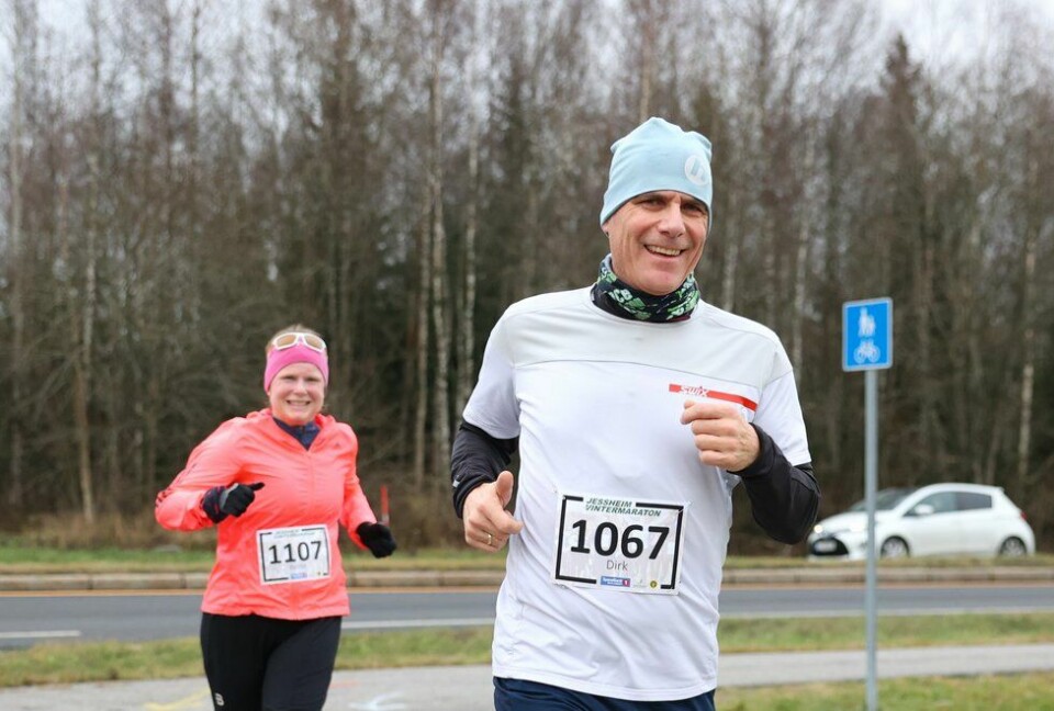 Dirk Wolf og Bente Langøigjelten i Jessheim Vintermaraton 2021