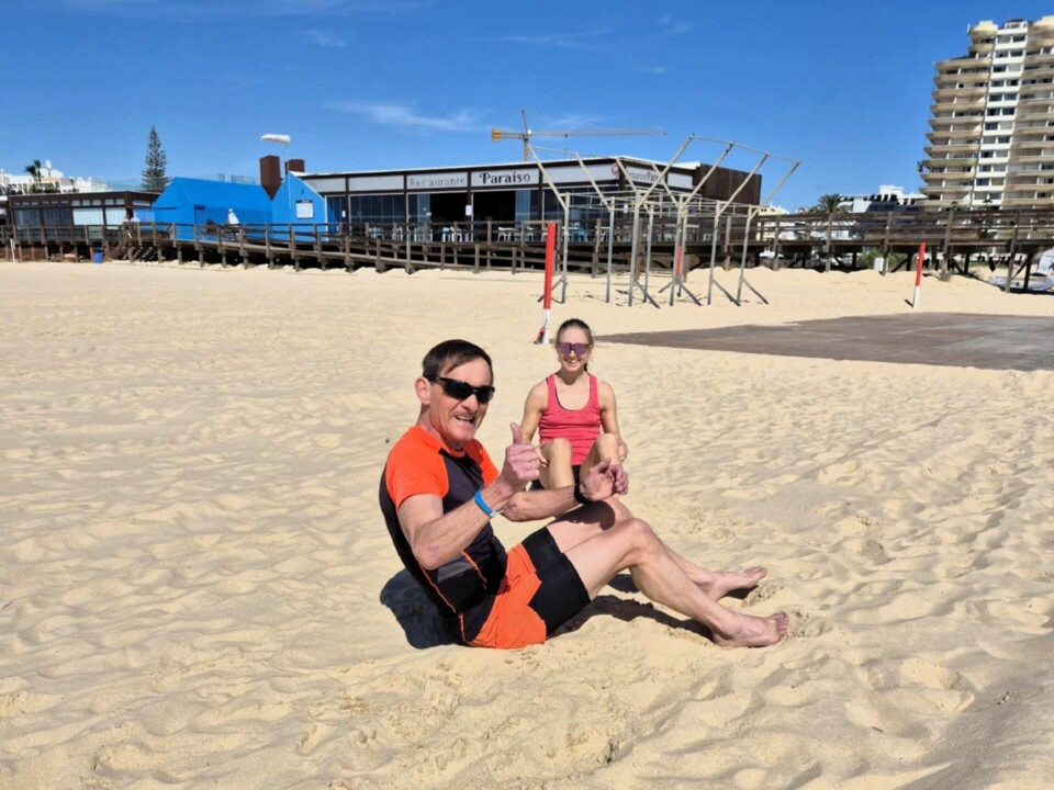 “Strandfys” - you go-I go - med tøffe styrkeøvelser i sanden.