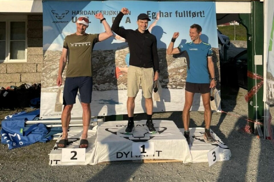 Dei tre beste på 95 km (frå v.): Håkon Hovland, Even Leivestad Sverdrup og Ronny Børsheim. (Foto:Xtremeidfjord)