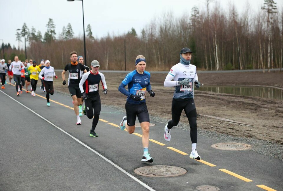 Nr 1305 Knut Borkholm, 1255 Hans Christian Tungesvik og 1265 Kristian Grue i Jessheim Vintermaraton 2021