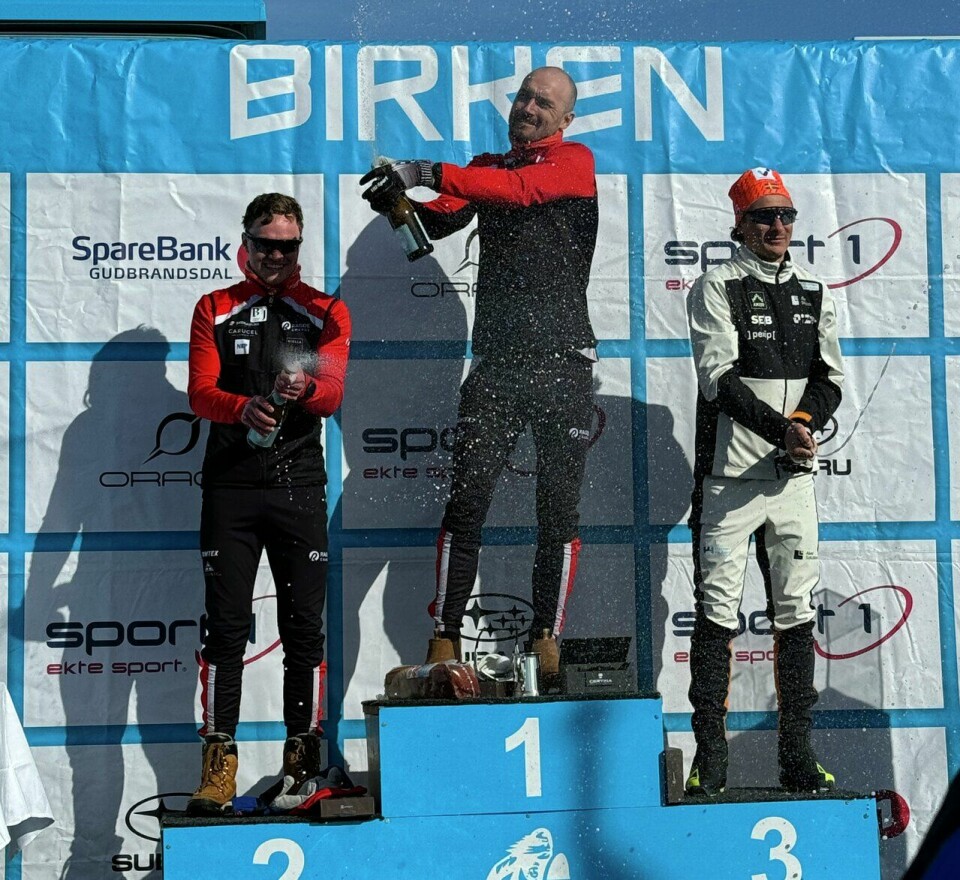 De tre beste mennene i Birkebeinerrennet 2024 på pallen på Birkebeineren skistadion søndag: (Foto: Finn Olsen) Birkebeinerrennet 2024
