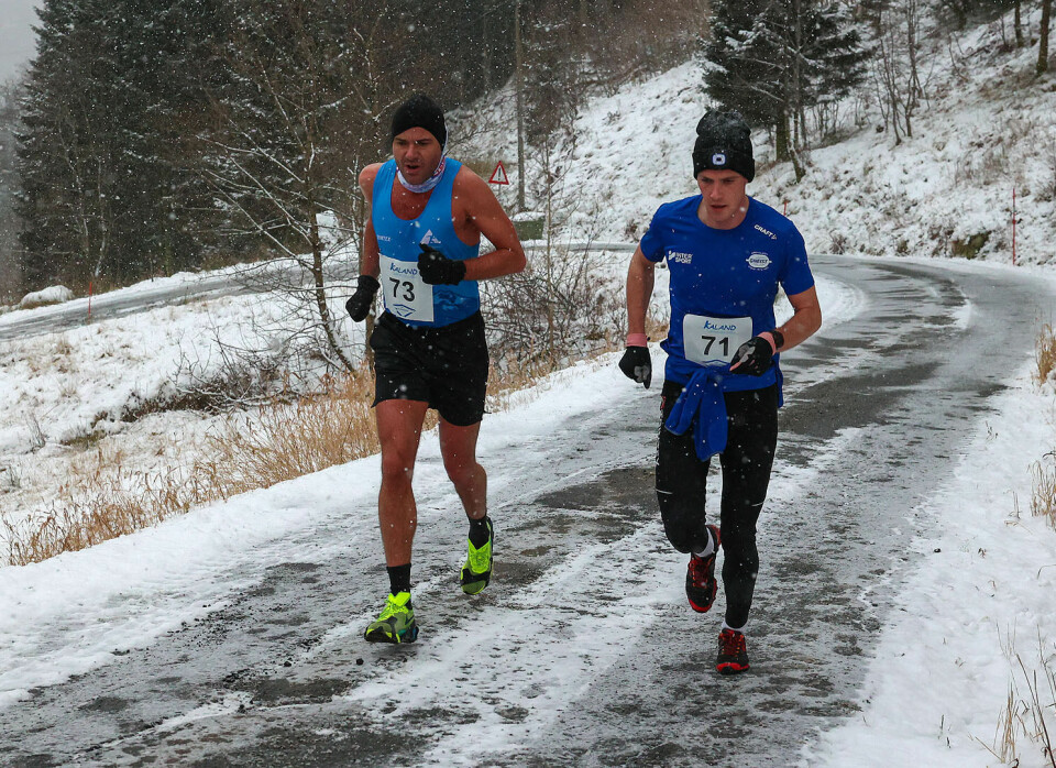 I årets løp fikk vi denne gangen en spennende duell mellom to av de beste løperne i området: Robert Hisdal og Espen Roll Karlsen.