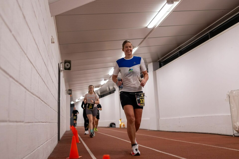 Smilet er fortsatt på plass hos Gro Siljan Hjukse etter 115 km og 12 timer. (Foto: Samuel Hafsahl)
