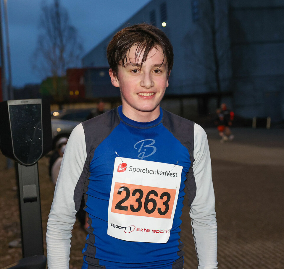 Vinjar Tveiten fra Viljar IL var best i klasse M14-15, på tiden 18:28. Han driver også med langrenn, Viljar IL er en tradisjonsrik skiklubb på Voss.