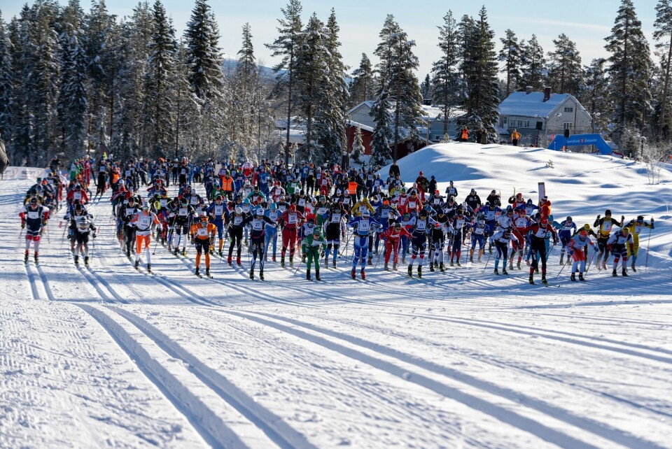 Fra starten for pulje 1 i Trysil Skimaraton 2022. (Foto: Jonas Sjögren, Destinasjon Trysil) Starten pulje 1.jpg