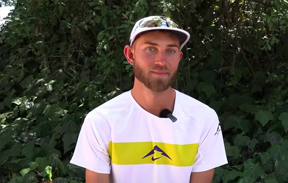 Amerikanske Caleb Olson vant. Her fra et intervju med iRundFarMedia. Se video nederst. (Foto: Skjermdump Youtube /iRunFarMedia)