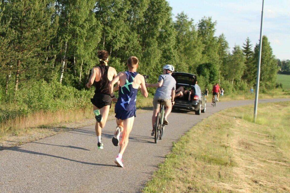 IMG_7818_Sindre_og_Sondre_med_følge (1280x852)