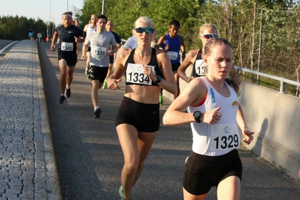 IMG_7834_Hanne_Mjøen_Maridal_foram_Astrid_Brathaug_Sørset (1280x853)