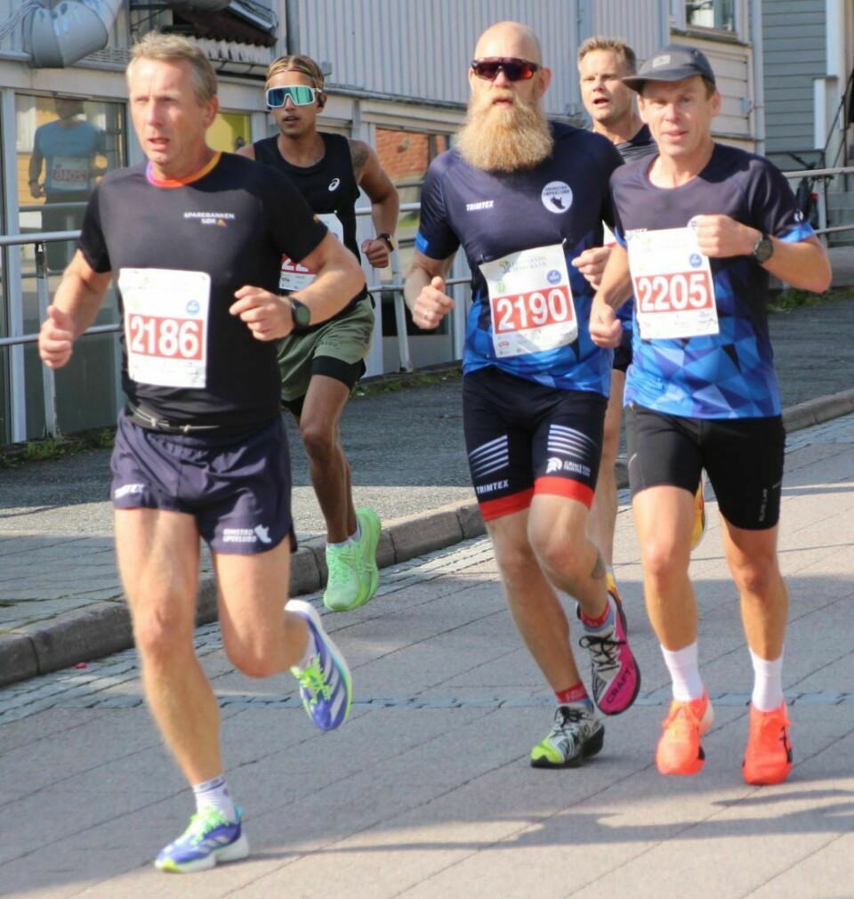 Grimstad løpeklubb på tur fristes man til at sige. Her fra venstre Vidar Ås, Kenneth Halvorsen og Sondre Hågensen