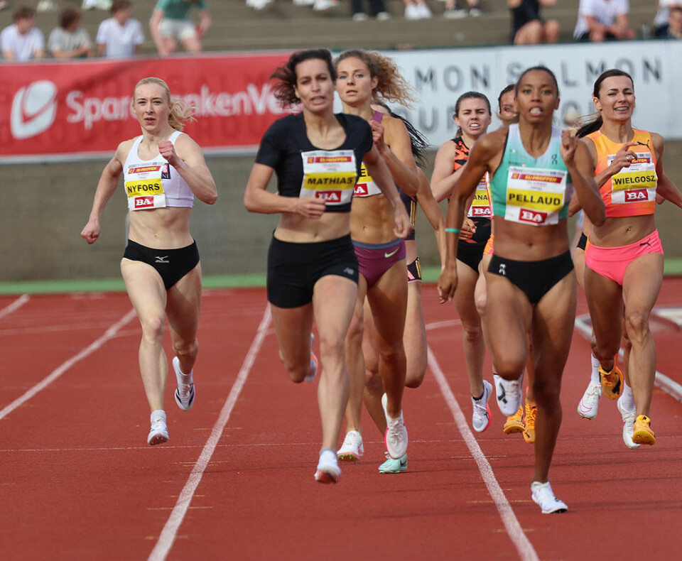 6. plass til Malin Nyfors - pers på Pernille Antonsen på 800 m
