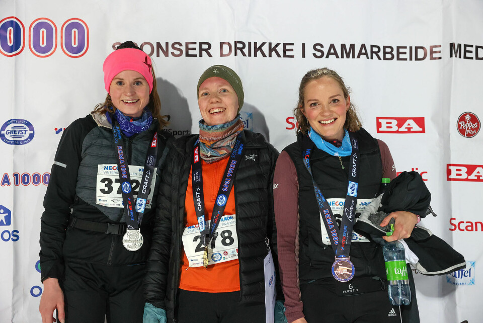 Premiepallen kvinner 10 km: Marita Nesbø Øvrebø, Vanja Flatberg og Kaja Theis.