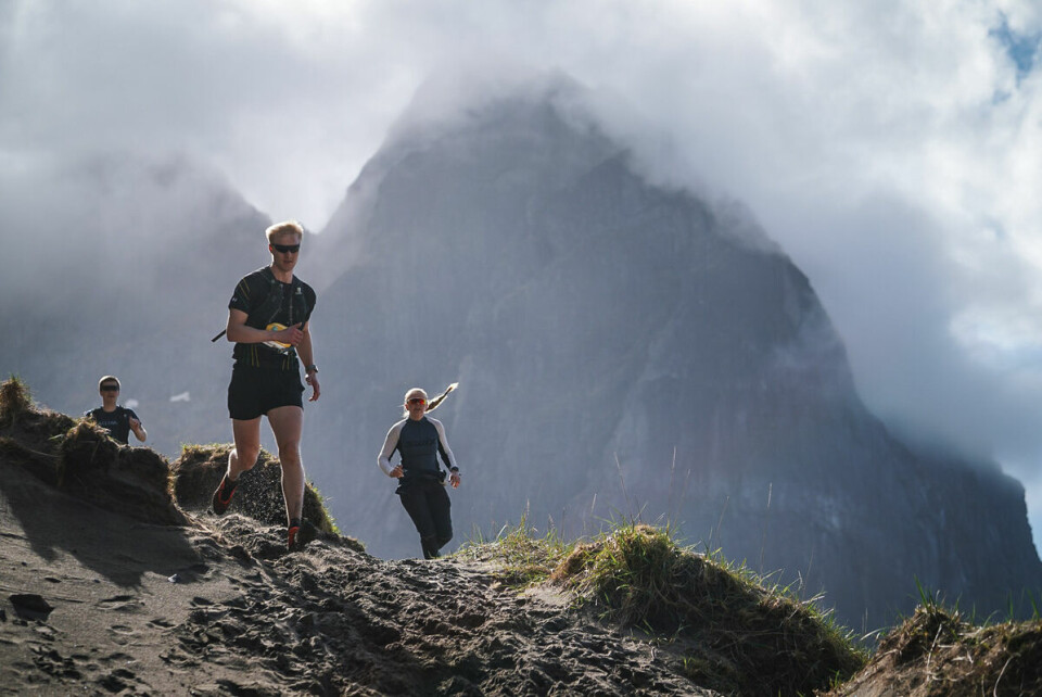 Værforholdene kan skifte fort i Lofoten, men stort sett hadde deltakerne det en kan kalle godt og tjenlig vær. (Foto: Sportograf)