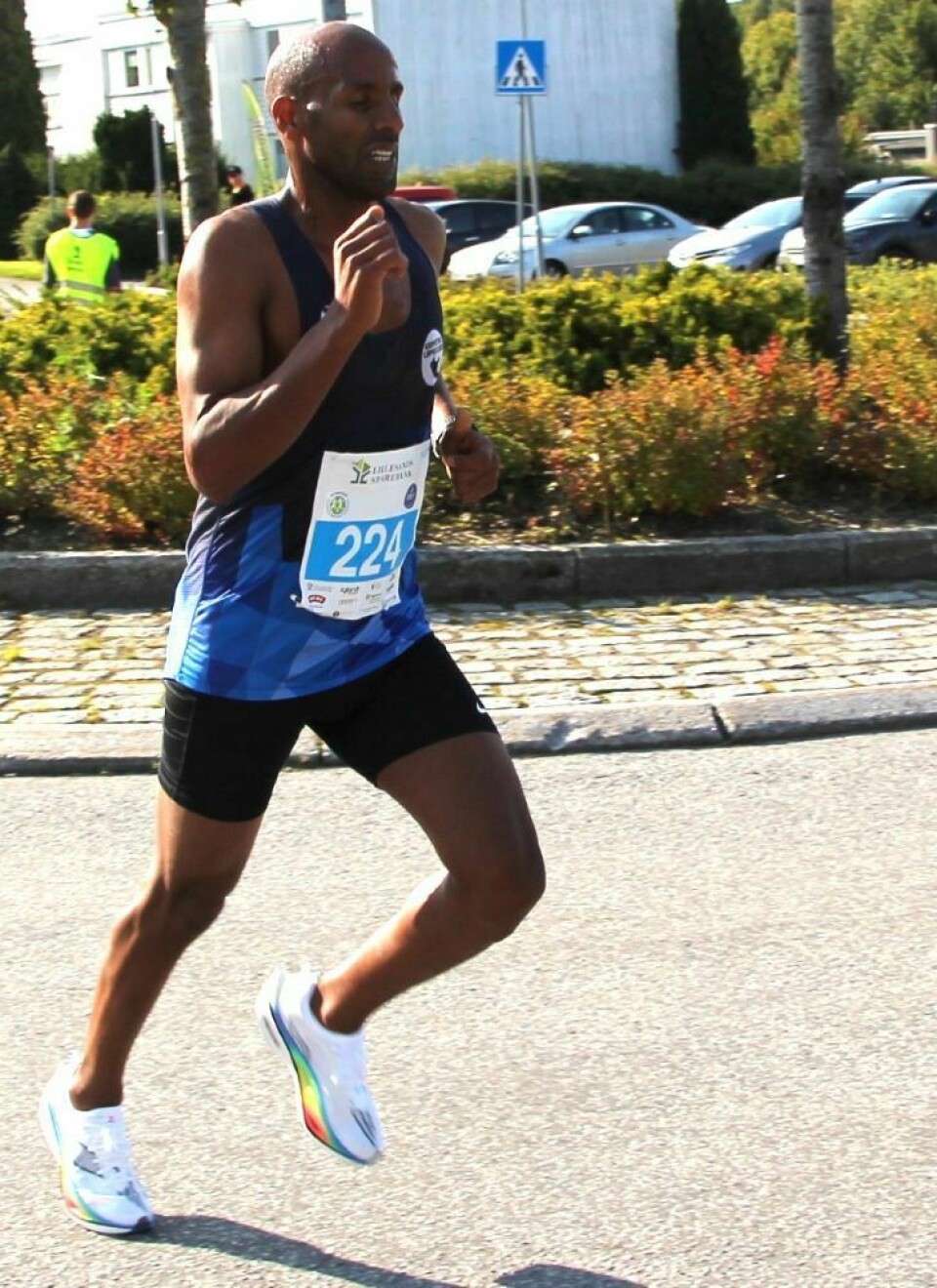 Suveræn vinder på 5 km igen i år: Aron Haile Tesfamichael med tiden 16:16