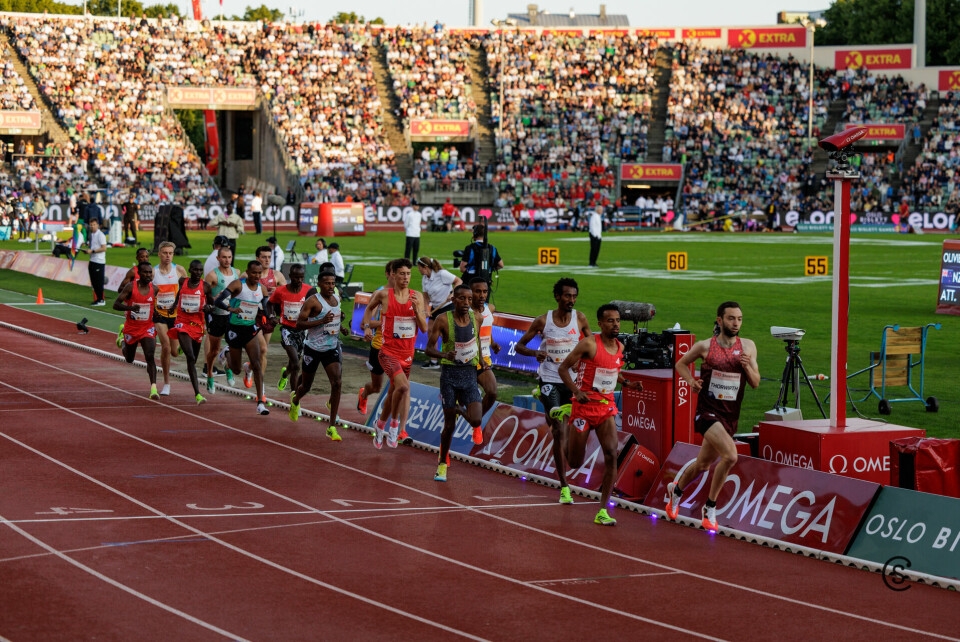 Nico Young godt plassert midt i feltet. (Foto: Sylvain Cavatz)