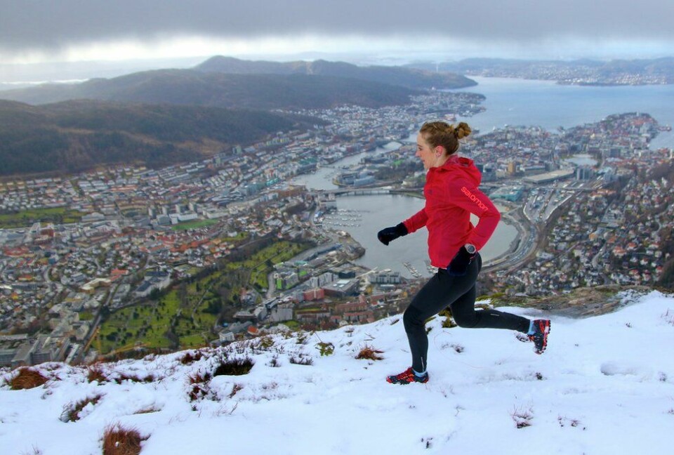 Fjelløperen: Sara-Rebekka Færø Linde trener mye i fjellene rundt Bergen. Foto: Arne Dag Myking/Kondis Sara Rebekka Færø Linde