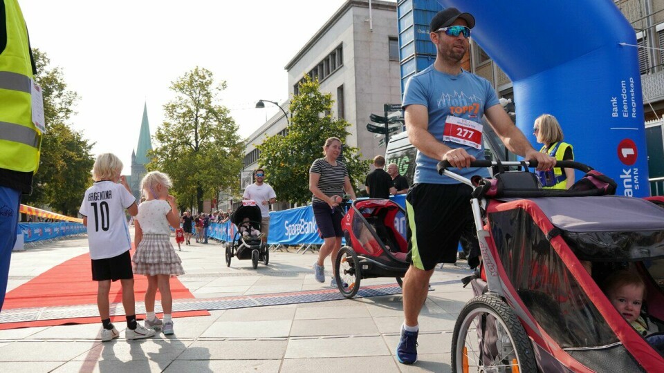 Glede: Det var mye idrettsglede å se i barneløpet under Trondheim Maraton. (Foto: Linn Synnøvve Leidal-Røhme) maraton under Trondheim Maraton