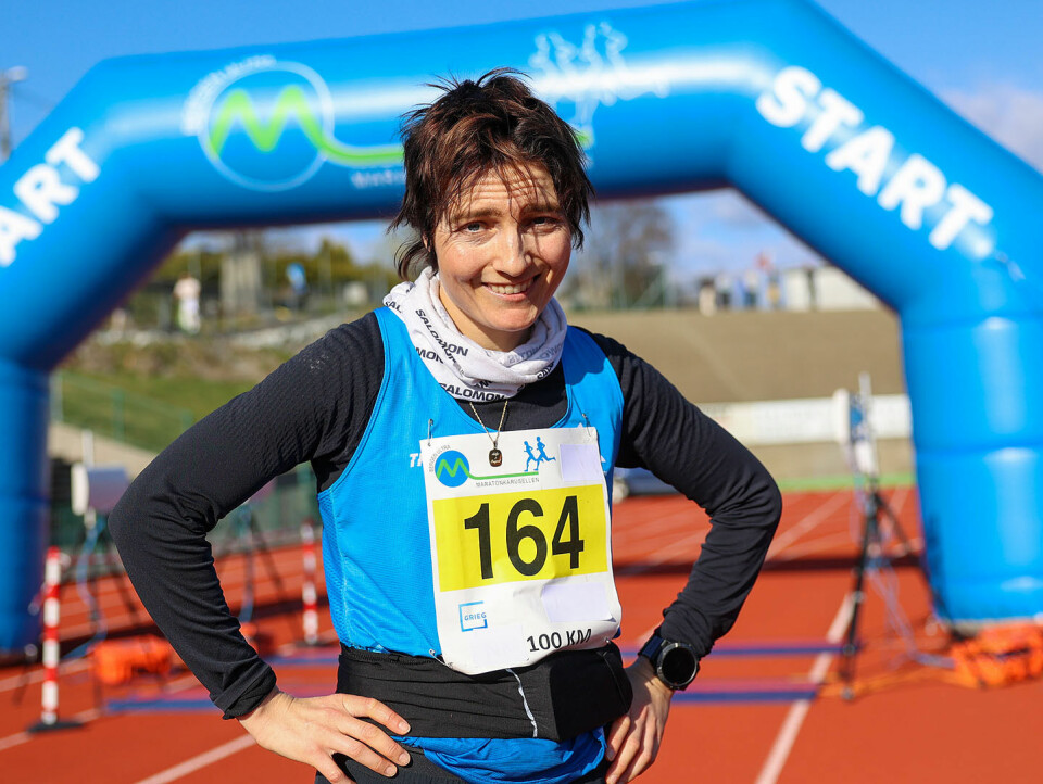 Ingrid Lid var den eneste kvinne som gjennomførte 100 kilometer. Tiden var kun 10 minutter bak norgesrekorden. (Foto: Arne Dag Myking)