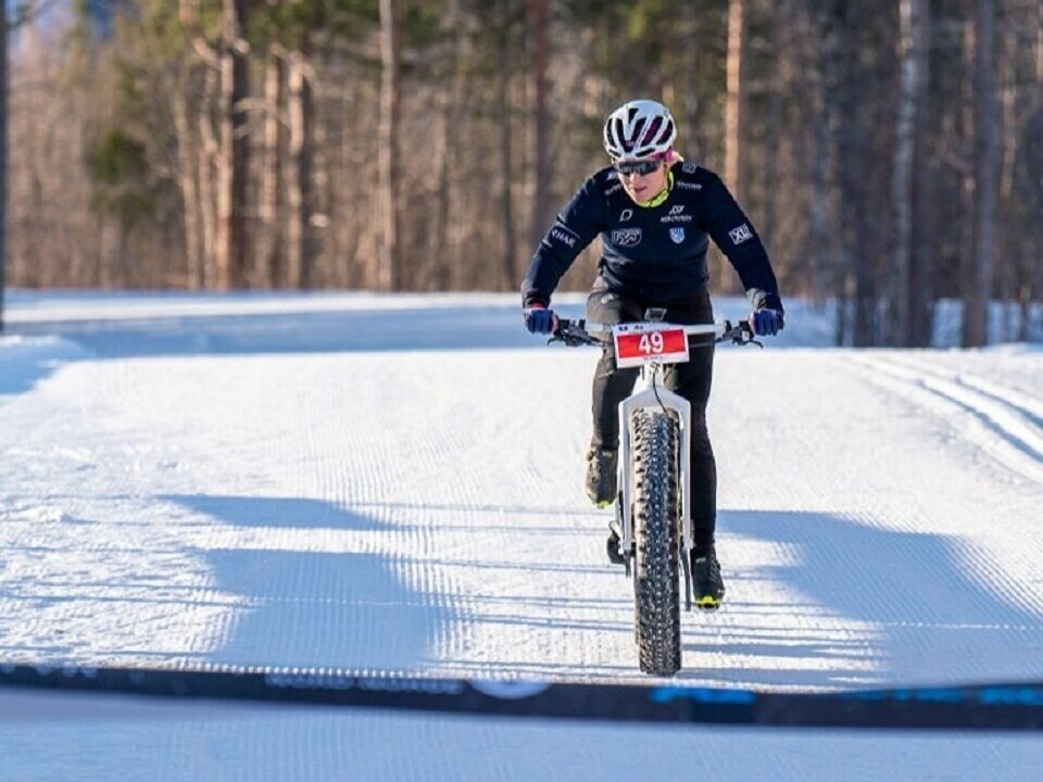 Arctic Alta Ski- og Fatbikefestival i vinden med 300 deltakere