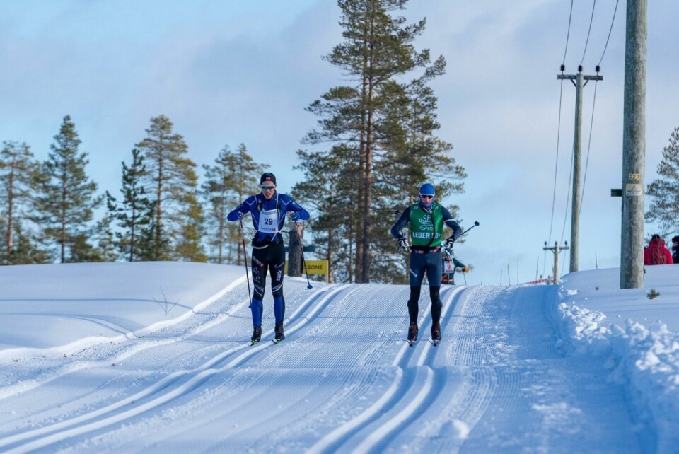 Morten Andreas Løchen (29) og Tommy Moe med 5 km igjen i trikkeskinnene i fjor. (Foto: Jonas Sjöberg)