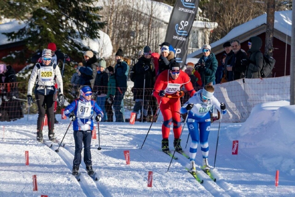 Karen Marie Håkonsen og Henrik Haugland Syverinsen vant Skiplukkern Langløpscup