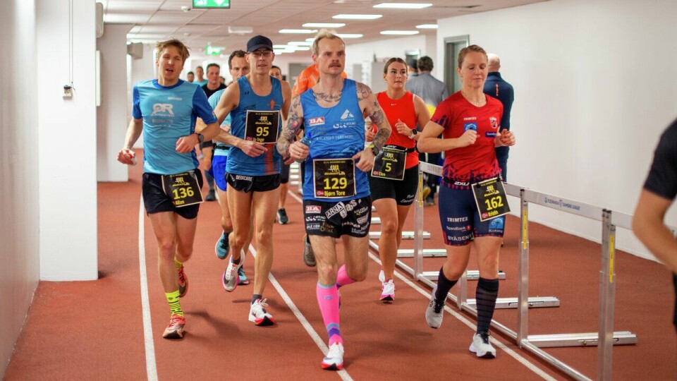 Bislett 24-timers er ett av veldig mange populære ultraløp i Norge. Med gradvis opptrapping av treningen mener artikkelforfatter Per Gunnar Alfheim at det er fullt mulig å tåle en sik belastning. (Foto: Samuel Hafsahl) Bislett24 - M40-44 - Bjørn Tore Kronen Taranger (129) - NOR-BFG Bergen Løpeklubb