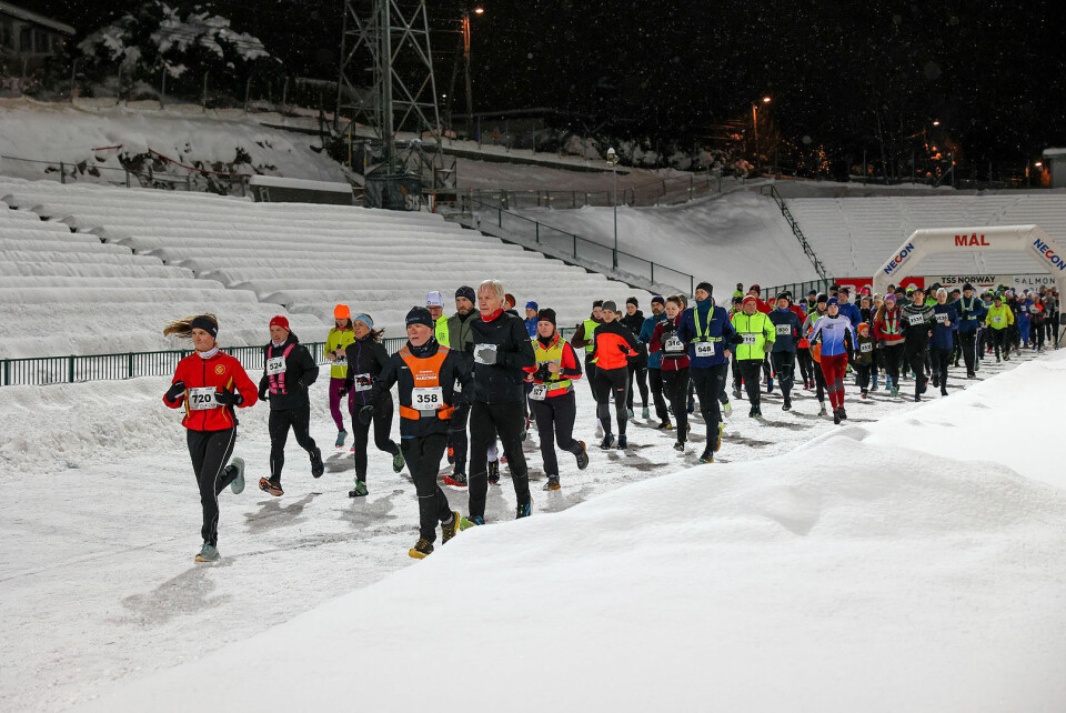 Det lå en del snø rundt løpstraseen ut fra Fana Stadion denne gang.