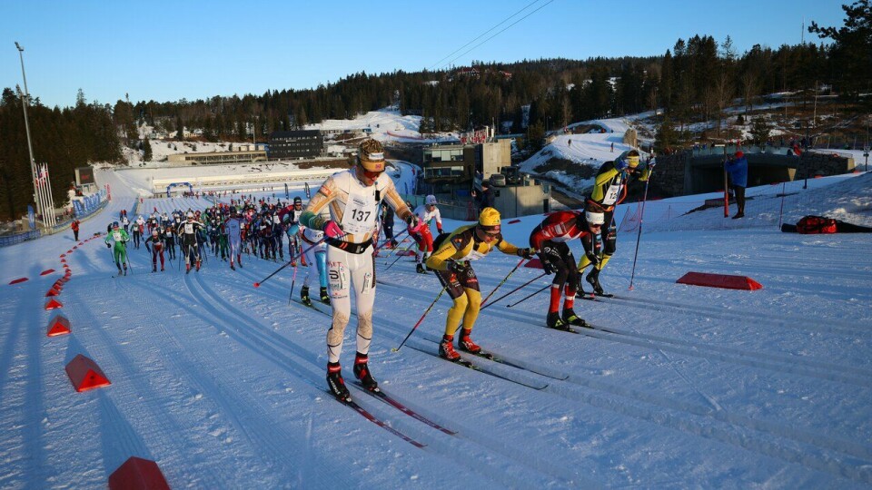 I tet:Første pulje med Gustav Heldal, Herman Paus, Kasper Stadaas og Patrick Fossum Kristoffersen i tet under Holmenkollmarsjen 2022. (Foto: Tom-Arild Hansen / Kondis © Kondis) Holmenkollmarsjen 2022