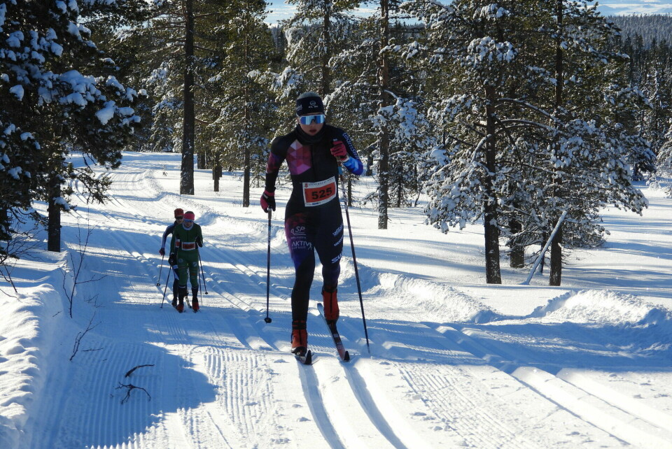 Emilie Ruud Lia med en luke til de to neste etter 8 km.