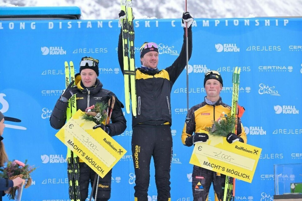 Premiepallen menn: Ole Jørgen Bruvoll, Team Engcon; Amund Hoel, Team Engcon; Amund Riege, Team Ramudden. (Foto: Reichert/Nordic Focus)