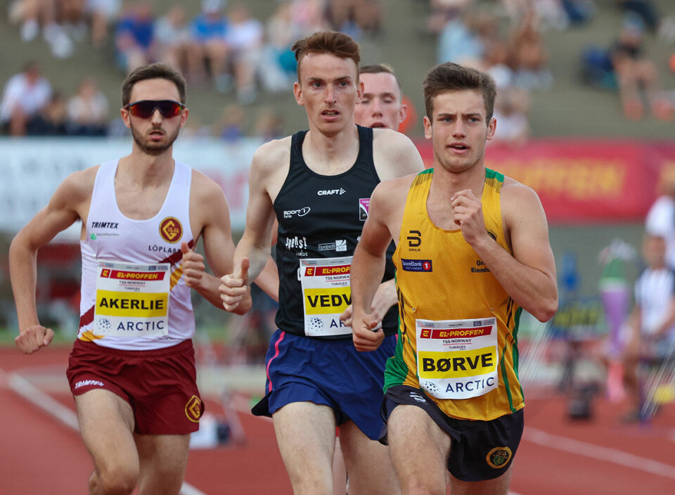 Narve Gilje Nordås med overbevisende seier på 7.35.75 på 3000 m