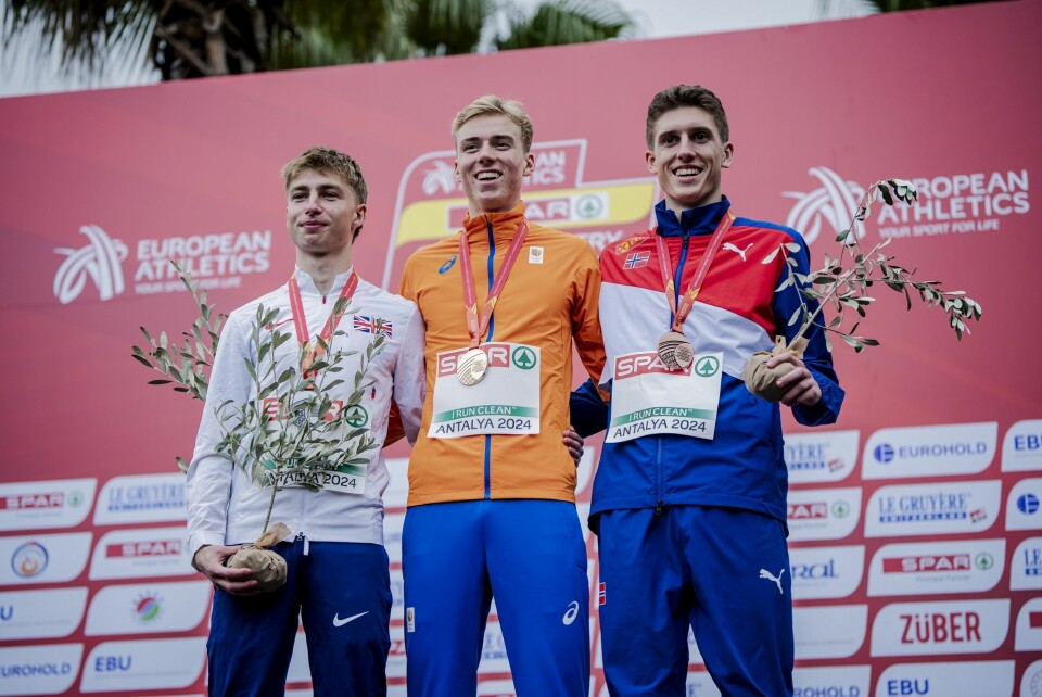 Medaljørene George Couttie, Niels Laros og Andreas Fjeld Halvorsen. (Foto: European Atheltics)