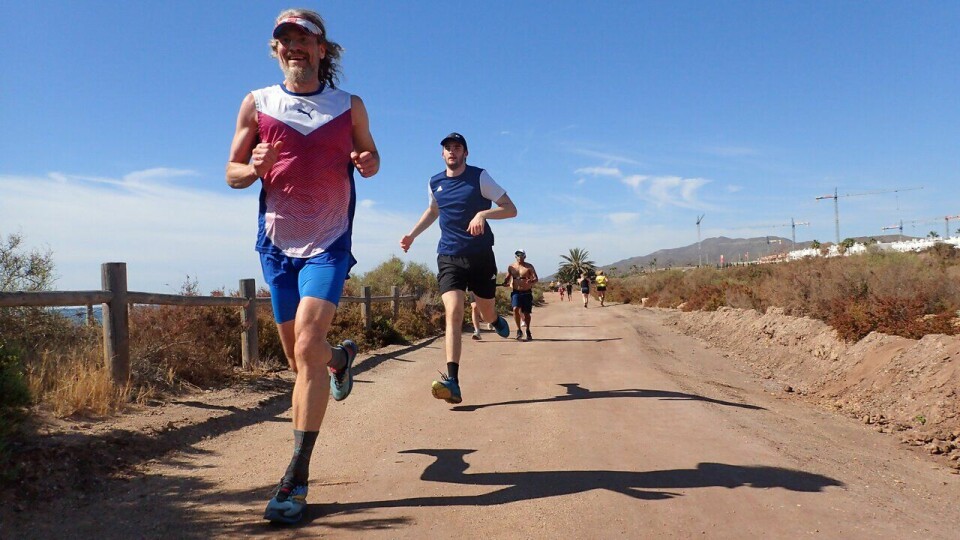 Ketil Buan (fremst) og Birk Otterhaug Nilsen på treningsleir til Spania med SK Vidar og Team RP