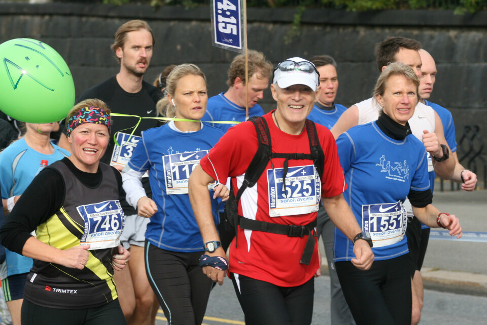 Fartsholdere var mest forbeholdt maraton tidligere, som her fra Oslo Maraton 2009, men nå blir det mer og mer vanlig også på kortere løp. (Foto: Bjørn Hytjanstorp) Fartsholdere var mest forbeholdt maraton tidligere, som her fra Oslo Maraton 2009, men nå blir det mer og mer vanlig også på kortere løp. (Foto: Bjørn Hytjanstorp)