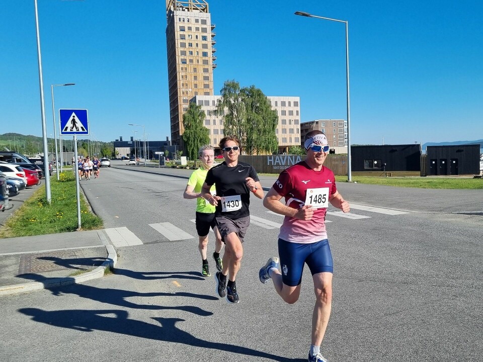 Sol, sommer og god stemning i Mjøsparkløpet