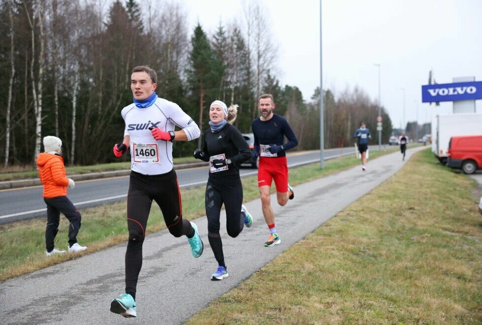 Tre gode prestasjoner: Victor Samuel Synnestvedt, Astrid Brathaug Sørset, og Jørgen Korum under Jessheim Vintermaraton 2021. (Foto: Marianne Røhme) Victor Samuel Synnestvedt, Astrid Brathaug Sørset, og Jørgen Korum under Jessheim Vintermaraton 2021
