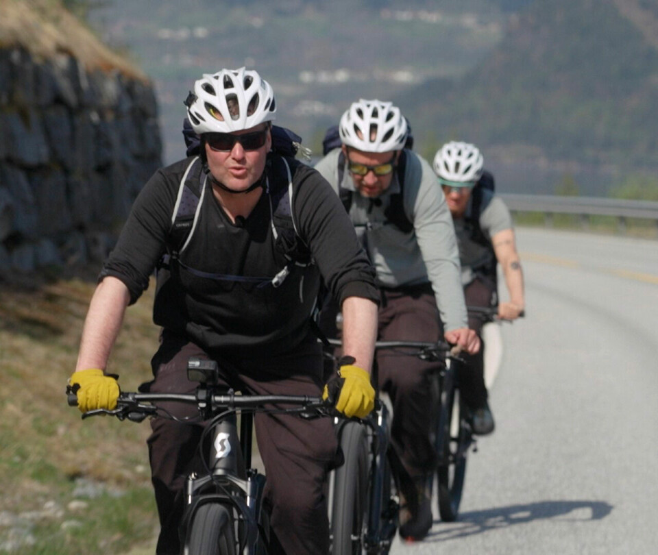 Her ser vi Espen Nakstad i aksjon under “71 grader nord”, et realityshow som han vant. (Foto: Warner Bros / Discovery)