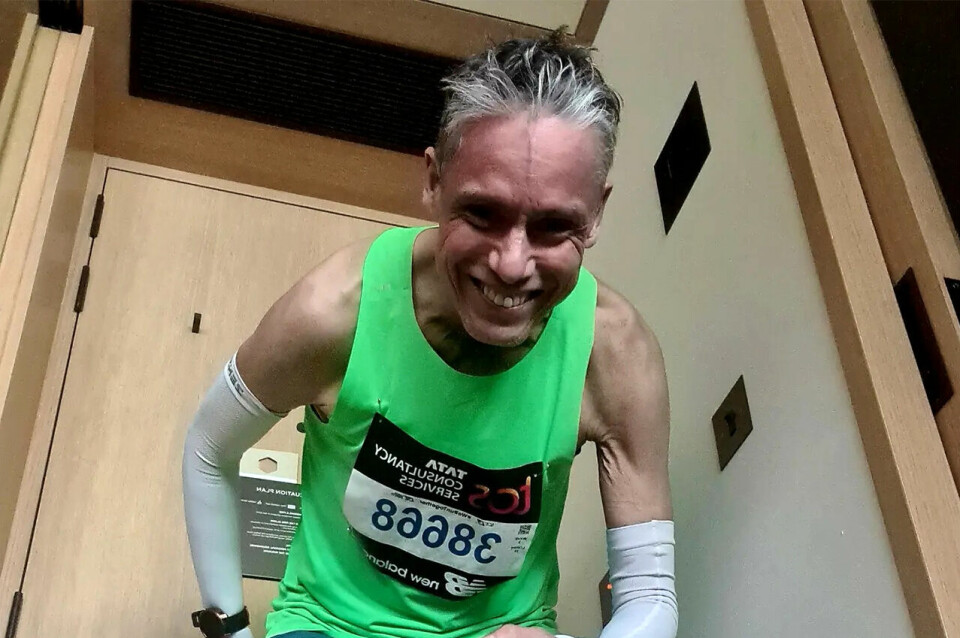 Alt gikk ikke helt etter planen i London Marathon, men Tim Bennett klarte å glede seg likevel. (Foto: privat) Tim Bennett