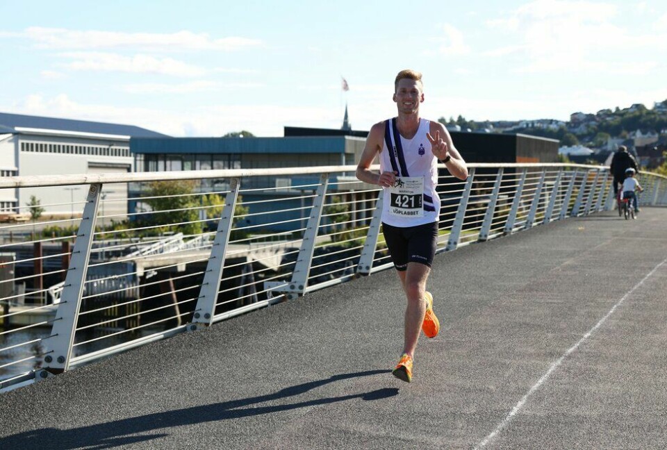 Oskar Andrén ledet suverent hele maratondistansen under Trondheim Maraton 2022. (Foto: Marianne Røhme) Trondheim Maraton 2022