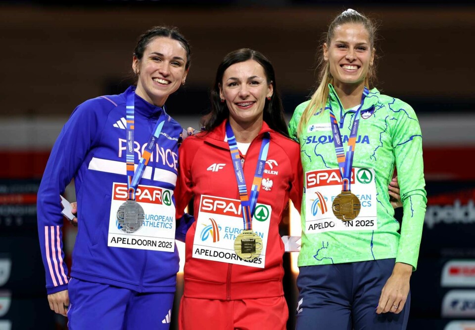 Fornøyde medaljevinnere (fra v.):Clara Liberman, Anna Wielgosz og Anita Horvat. (Foto: Maja Hitij/Getty Images for European Athletics)