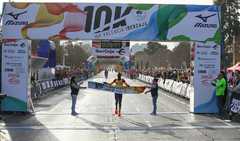 Agnes Jebet Ngetich første kvinne under 29 minutter i 10K Valencia Ibercaja