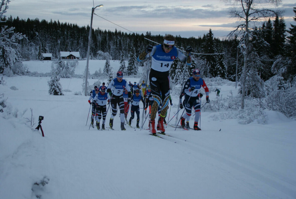 01-Herreteten etter 2 min