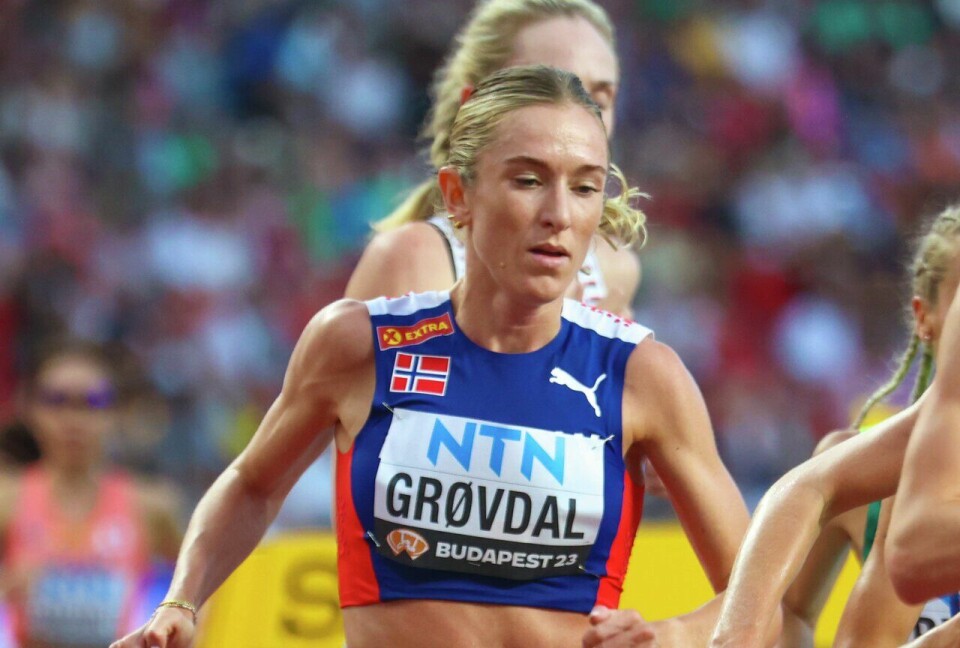 Karoline Bjerkeli Grøvdal gjorde et offensivt løp og var fornøyd med sin egen innsats og 8. plassen i OL. Her er hun i fjorårets VM. (Foto: Arne Dag Myking) VM Friidrett 2023 Budapest - 5000 meter kvinner forsøksheat_1 - Karoline Bjerkeli Grøvdal